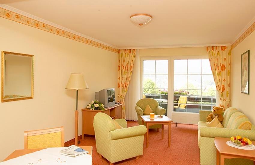 Hotel Hochheide Willingen  Esterno foto